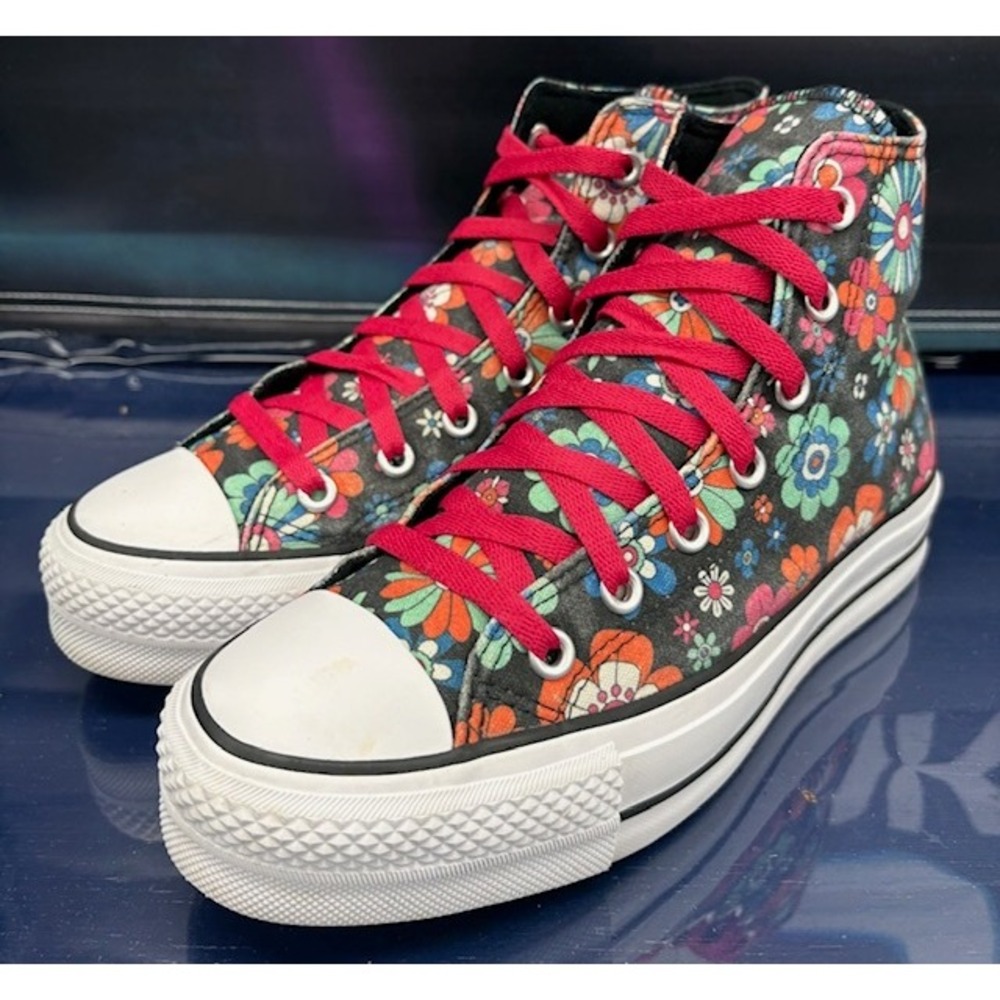 Converse Chuck Taylor Lift Hi Black Flowers A06230C Womens sneakers size 8